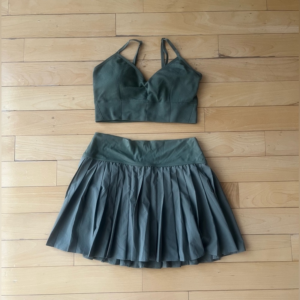 NWOT Offline by Aerie Keep It Cool Olive Fun Pleated Tennis Skirt/Skort - Picture 5 of 5